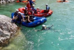 RAFTING V JULSKCH ALPCH KVTEN 2011, Tenhle vbr ek se opravdu povedl. Kdy na nj vyrazte je poteba mt trochu tst na vodu. Moc dobr parta - to se d jet cokoliv za jakkoliv vody. - fotografie 86