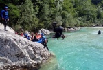 RAFTING V JULSKCH ALPCH KVTEN 2011, Tenhle vbr ek se opravdu povedl. Kdy na nj vyrazte je poteba mt trochu tst na vodu. Moc dobr parta - to se d jet cokoliv za jakkoliv vody. - fotografie 92