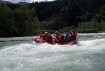 Adrenaln rafting na Iselu - ervenec 2011, Nejlep raftov voda, k tomu vlap do hor. Ve podbareveno pardnm slunenm poasm. - fotografie 24