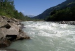 Adrenaln rafting na Iselu - ervenec 2011, Nejlep raftov voda, k tomu vlap do hor. Ve podbareveno pardnm slunenm poasm. - fotografie 51