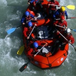 Adrenaln rafting na Iselu - ervenec 2011, Nejlep raftov voda, k tomu vlap do hor. Ve podbareveno pardnm slunenm poasm. - fotografie 77