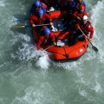 Adrenaln rafting na Iselu - ervenec 2011, Nejlep raftov voda, k tomu vlap do hor. Ve podbareveno pardnm slunenm poasm. - fotografie 175