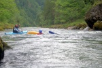 KAJAK KEMP SALZA 2011, Pardn parta, rostouc voda a taky vkony astnk. Myslm e to byl skvlej kemp. Vechny zdrav Venca a Sandl - fotografie 106