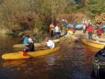 ZAMYKN LABE 2011, Tradin a vyveden akce jako obvykle za slunench paprsk a pohody v kuksu. I letos dolo na koupn, ale veern kapela rozehla kadho. - fotografie 65