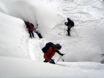 PR FOTEK ZE ZKLADN KURZU SKIALPINISMU, Skvl parta, snhu poehnan, pardn posko, a vynikajc gastro zitky. Tentokrt si to vichni ndhern uili... e jo, vy co jste tam byli?? - fotografie 40