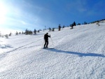 ZKLADN KURZ SKIALPINISMU 2.-4.3.2012, Tak tohle byl uniktn kurz, v rmci prvnho dne jsme zvldli vystoupit na Snku. Prost nm to lapalo... oba dva dny. A ta leva se v ndli vyzout, byla k nezaplacen :-) - fotografie 43