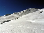 SKIALPINISTICK ELDORDO, Tahle parta veden Hanzem a Salmkem mla neskutenou kliku na poas... Spousta snhu, slunce, lavin i nastoupanch vkovch metr a vypitch kvasnic. Tahle partika si poradila se vm, vetn nro - fotografie 33