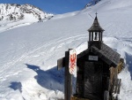 SKIALPINISTICK ELDORDO, Tahle parta veden Hanzem a Salmkem mla neskutenou kliku na poas... Spousta snhu, slunce, lavin i nastoupanch vkovch metr a vypitch kvasnic. Tahle partika si poradila se vm, vetn nro - fotografie 71