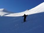 SKIALPINISTICK ELDORDO, Tahle parta veden Hanzem a Salmkem mla neskutenou kliku na poas... Spousta snhu, slunce, lavin i nastoupanch vkovch metr a vypitch kvasnic. Tahle partika si poradila se vm, vetn nro - fotografie 117