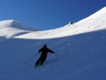 SKIALPINISTICK ELDORDO, Tahle parta veden Hanzem a Salmkem mla neskutenou kliku na poas... Spousta snhu, slunce, lavin i nastoupanch vkovch metr a vypitch kvasnic. Tahle partika si poradila se vm, vetn nro - fotografie 118