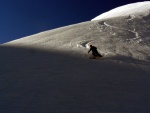 SKIALPINISTICK ELDORDO, Tahle parta veden Hanzem a Salmkem mla neskutenou kliku na poas... Spousta snhu, slunce, lavin i nastoupanch vkovch metr a vypitch kvasnic. Tahle partika si poradila se vm, vetn nro - fotografie 150