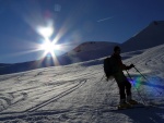 SKIALPINISTICK ELDORDO, Tahle parta veden Hanzem a Salmkem mla neskutenou kliku na poas... Spousta snhu, slunce, lavin i nastoupanch vkovch metr a vypitch kvasnic. Tahle partika si poradila se vm, vetn nro - fotografie 164