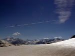 SKIALPINISTICK ELDORDO, Tahle parta veden Hanzem a Salmkem mla neskutenou kliku na poas... Spousta snhu, slunce, lavin i nastoupanch vkovch metr a vypitch kvasnic. Tahle partika si poradila se vm, vetn nro - fotografie 223