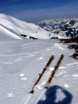 SKIALPINISTICK ELDORDO, Tahle parta veden Hanzem a Salmkem mla neskutenou kliku na poas... Spousta snhu, slunce, lavin i nastoupanch vkovch metr a vypitch kvasnic. Tahle partika si poradila se vm, vetn nro - fotografie 242