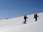 SKIALPINISTICK ELDORDO, Tahle parta veden Hanzem a Salmkem mla neskutenou kliku na poas... Spousta snhu, slunce, lavin i nastoupanch vkovch metr a vypitch kvasnic. Tahle partika si poradila se vm, vetn nro - fotografie 247