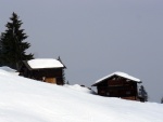 SKIALPINISTICK ELDORDO, Tahle parta veden Hanzem a Salmkem mla neskutenou kliku na poas... Spousta snhu, slunce, lavin i nastoupanch vkovch metr a vypitch kvasnic. Tahle partika si poradila se vm, vetn nro - fotografie 298