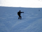 Freeride Kurz KAPRUN 2012, V sobotu pardn poas a praan, kter mohl bt mn jet. Nicmn jsme najeli za vkend asi 300 m po sjezdovce a prmrn sklon jednch svah byl 35. Take jsme projeli vechno zajmav a uili i - fotografie 11