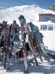 Freeride Kurz KAPRUN 2012, V sobotu pardn poas a praan, kter mohl bt mn jet. Nicmn jsme najeli za vkend asi 300 m po sjezdovce a prmrn sklon jednch svah byl 35. Take jsme projeli vechno zajmav a uili i - fotografie 24