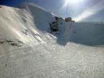 Freeride Kurz KAPRUN 2012, V sobotu pardn poas a praan, kter mohl bt mn jet. Nicmn jsme najeli za vkend asi 300 m po sjezdovce a prmrn sklon jednch svah byl 35. Take jsme projeli vechno zajmav a uili i - fotografie 28