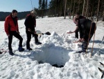 Zkladn kurz skialpinismu 16.-18.3.2012, Pardn jarn posko, tvrd firn a ist chlapsk parta. K tomu vyvrcholen na Snce a bezva nladika. Prost se to vydailo. - fotografie 68