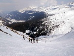 RAURIS - GOLDBERGGRUPPE na skialpech, Poctiv dvka vkovch metr odmnn luxusnmi sjezdy z vrcholk pesahujcch o nemlo dva tisce metr. Zejmna pojedn na svazch Hoher Sonnblicku a nsledn koupaka v termlech a regenerace v - fotografie 60