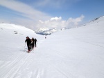 RAURIS - GOLDBERGGRUPPE na skialpech, Poctiv dvka vkovch metr odmnn luxusnmi sjezdy z vrcholk pesahujcch o nemlo dva tisce metr. Zejmna pojedn na svazch Hoher Sonnblicku a nsledn koupaka v termlech a regenerace v - fotografie 68