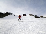 RAURIS - GOLDBERGGRUPPE na skialpech, Poctiv dvka vkovch metr odmnn luxusnmi sjezdy z vrcholk pesahujcch o nemlo dva tisce metr. Zejmna pojedn na svazch Hoher Sonnblicku a nsledn koupaka v termlech a regenerace v - fotografie 123