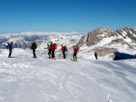 DACHSTEIN VRCHOL NA SKIALPECH 2012, Mooc dobr parta si to s Hanzem vala za skvlho poas a bjen nlady. Kdou kounkne na fotky pochop, e nen moc co dodat. - fotografie 18