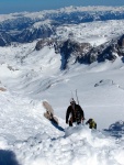 DACHSTEIN VRCHOL NA SKIALPECH 2012, Mooc dobr parta si to s Hanzem vala za skvlho poas a bjen nlady. Kdou kounkne na fotky pochop, e nen moc co dodat. - fotografie 59