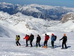 DACHSTEIN VRCHOL NA SKIALPECH 2012, Mooc dobr parta si to s Hanzem vala za skvlho poas a bjen nlady. Kdou kounkne na fotky pochop, e nen moc co dodat. - fotografie 74