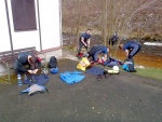 RAFTING NA JIZEE duben 2012, Pjemn voda, slunce i mraky, pohoda na lodch a raftech, usmvav mlad a krsn lid v posdkch. Dky Krakonoi - fotografie 43