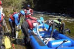 Rafting na Labi pod pindlem, Opravdu vyjmen den. Pehrada Labsk poutla vodu a k tomu pardn poas. Kdy se nm naskytne znovu takov pleitost...? - fotografie 10