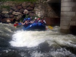 Rafting na Labi pod pindlem, Opravdu vyjmen den. Pehrada Labsk poutla vodu a k tomu pardn poas. Kdy se nm naskytne znovu takov pleitost...? - fotografie 43