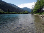 Alpsk perlky - Mll, Soa a Isel, Vodn stavy neply pvodn plnovanm ekm, ale na Soe a Iselu to stlo za to. Poas bylo super a skvl parta ukzala, e ji hned tak njak nesnze nezasko. - fotografie 25