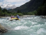 Alpsk perlky - Mll, Soa a Isel, Vodn stavy neply pvodn plnovanm ekm, ale na Soe a Iselu to stlo za to. Poas bylo super a skvl parta ukzala, e ji hned tak njak nesnze nezasko. - fotografie 123