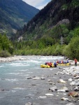 Alpsk perlky - Mll, Soa a Isel, Vodn stavy neply pvodn plnovanm ekm, ale na Soe a Iselu to stlo za to. Poas bylo super a skvl parta ukzala, e ji hned tak njak nesnze nezasko. - fotografie 125