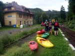 KAJAKOV KOLA HORN JIZERA, Perfektn a pohodov tm padler :-) koda e nevyla pedpovd ohledn det a tak jsme jen hoblovali Kamenici a Jizeru a pilovali techniku. Nezbv mi ne vechny astnky pochvlit. Mra - fotografie 2