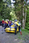 Rafting v Korutanech, Zjezd na eky, kam se mlo kdy podvte. A voda nakonec vyla. S nocovnm v Tee-Pee to nemlo chybu. - fotografie 12