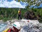 Rafting v Korutanech, Zjezd na eky, kam se mlo kdy podvte. A voda nakonec vyla. S nocovnm v Tee-Pee to nemlo chybu. - fotografie 57