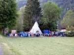 Rafting v Korutanech, Zjezd na eky, kam se mlo kdy podvte. A voda nakonec vyla. S nocovnm v Tee-Pee to nemlo chybu. - fotografie 97