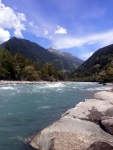 Rafting v Korutanech, Zjezd na eky, kam se mlo kdy podvte. A voda nakonec vyla. S nocovnm v Tee-Pee to nemlo chybu. - fotografie 147