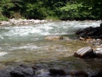 Rafting v Korutanech, Zjezd na eky, kam se mlo kdy podvte. A voda nakonec vyla. S nocovnm v Tee-Pee to nemlo chybu. - fotografie 265