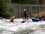 Rafting v Korutanech, Zjezd na eky, kam se mlo kdy podvte. A voda nakonec vyla. S nocovnm v Tee-Pee to nemlo chybu. - fotografie 274