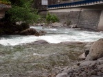 Rafting v Korutanech, Zjezd na eky, kam se mlo kdy podvte. A voda nakonec vyla. S nocovnm v Tee-Pee to nemlo chybu. - fotografie 308