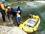 Rafting v Korutanech, Zjezd na eky, kam se mlo kdy podvte. A voda nakonec vyla. S nocovnm v Tee-Pee to nemlo chybu. - fotografie 319