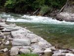 Rafting v Korutanech, Zjezd na eky, kam se mlo kdy podvte. A voda nakonec vyla. S nocovnm v Tee-Pee to nemlo chybu. - fotografie 323