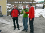 SKIAREN RIEDINGTAL LEDEN 2013, Tradin skupina veden Aleem se letos opt rozrostla, ale i tak jsme si to bjen uili, vichni. Rozdlili jsme se na 2 party: prvn parta honcch ps s Mrou a druh blondny s Hanzem. Prost b - fotografie 94