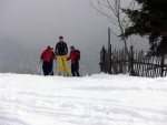 ZKLADN KURZ SKIALPINISMU 15.-17.2.2013, Pardn, v tm ist chlapsk zletost. Brilantn snhov podmnky a pohoda v tmu a dostivost se nco dozvdt. Vichni se nauili skvle nakopnout Harleye a nejen to... - fotografie 9