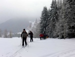 ZKLADN KURZ SKIALPINISMU 15.-17.2.2013, Pardn, v tm ist chlapsk zletost. Brilantn snhov podmnky a pohoda v tmu a dostivost se nco dozvdt. Vichni se nauili skvle nakopnout Harleye a nejen to... - fotografie 10