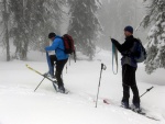 ZKLADN KURZ SKIALPINISMU 15.-17.2.2013, Pardn, v tm ist chlapsk zletost. Brilantn snhov podmnky a pohoda v tmu a dostivost se nco dozvdt. Vichni se nauili skvle nakopnout Harleye a nejen to... - fotografie 36